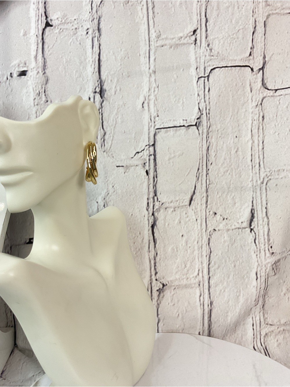 ππ Anne Klein Shiny Gold Multi-Loop Hoop Earrings - Picture 5 of 6